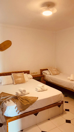 4, Es grop apartamentos , Baleares