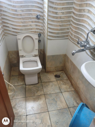 Bathroom 3, Hotel Royal Park, Coimbatore