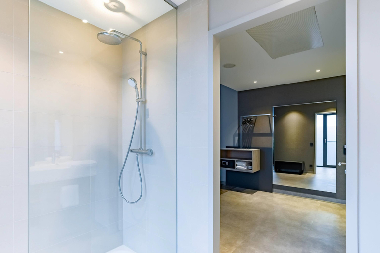 Bathroom 5, elaya hotel kevelaer, Trademark Collection by Wyndham, Kleve
