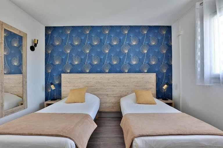 Bedroom 5, HOTEL DU CAP, Landes