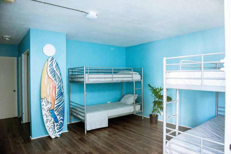 Bedroom 2, Polynesian Hostel Beach Club, Honolulu
