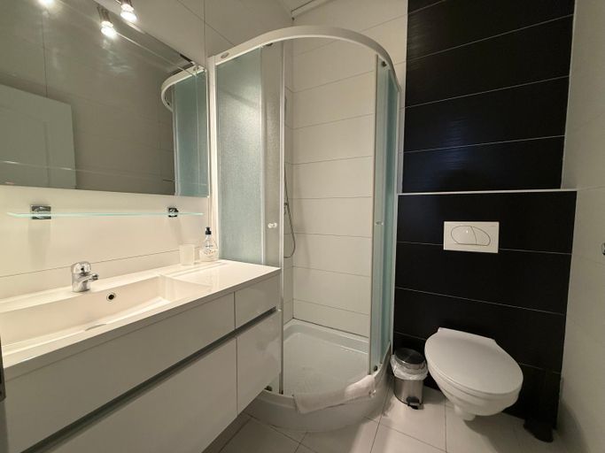 Bathroom 5, ApartmentHouse Villa Minella, Poreč