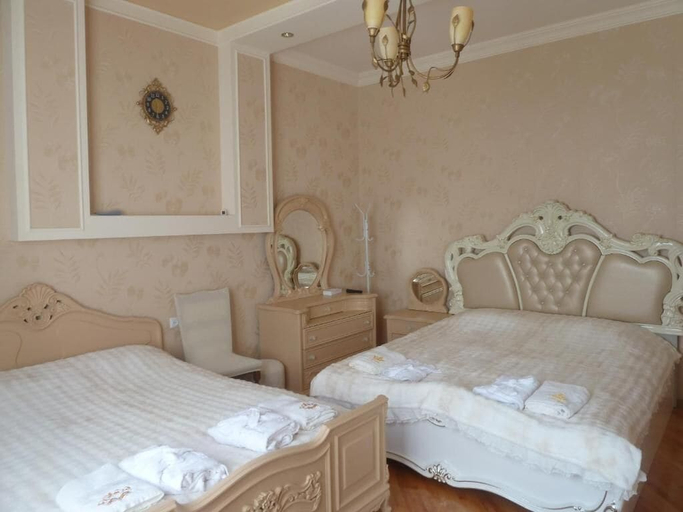 Room 3, Zekorei Guest House, Kutaisi