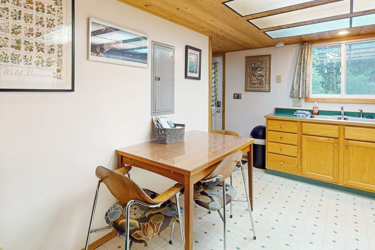 Interior 2, Quiet A-frame Tucked Off the Road in Girdwood, Anchorage