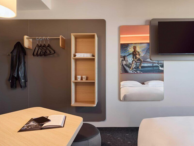 Bedroom 3, B&B HOTEL Emmerich, Kleve