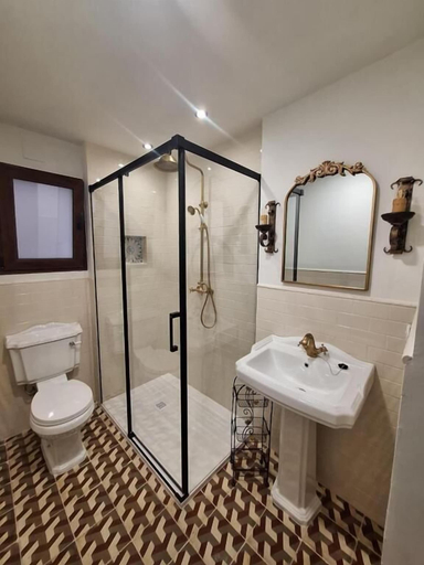 Bathroom 4, Refugi dels Somnis, Castellón