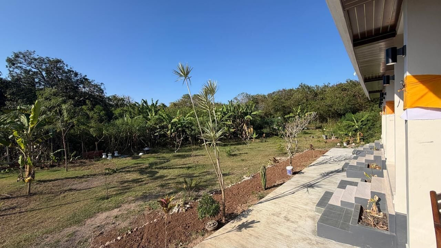 Property grounds 2, Seabird House Lembongan, Klungkung