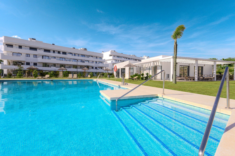 Primary image, Ae2.2b - New Build w/ Pool, gym & Sunny Balcony, Málaga