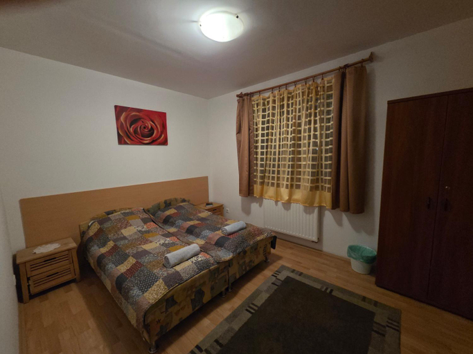 Bedroom 4, Uveghid Vendeghaz, Sárospatak