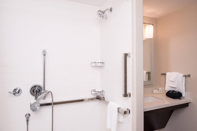 Bathroom 3, Towneplace Suites By Marriott Merced, Merced