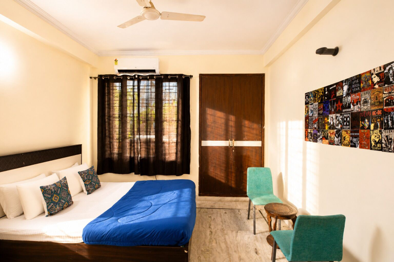 Room 5, Mayfield Manor4bhknr Medanta20min Cyber City, Gurgaon