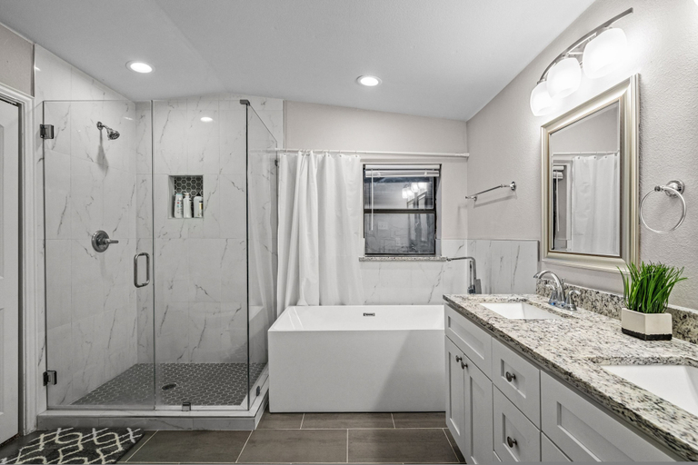 Room 4, Built for Crews 1-story XL Yard Ample Parking, Rockwall
