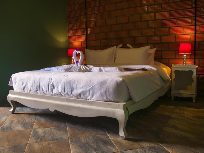 Bedroom 4, Casacool Hotel, Takua Pa