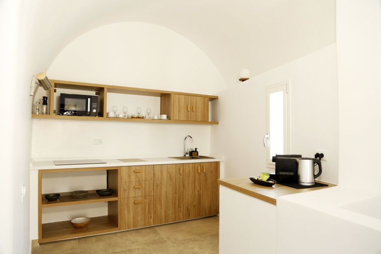 Private kitchen 5, THERRA Suites & Sunset Terrace, South Aegean
