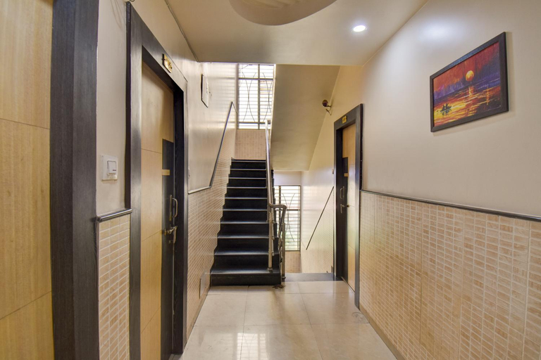 Others 5, hotel sai vishvakarma, Ahmadnagar
