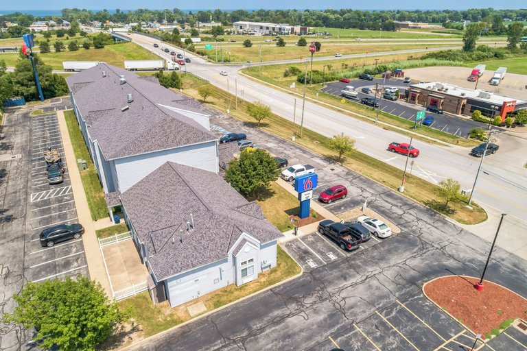 Exterior & Views 2, Motel 6 Huron, OH - Sandusky, Erie