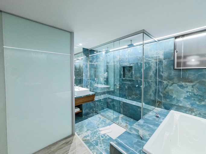 Bathroom 4, Motel Cavalo Branco, Sabará