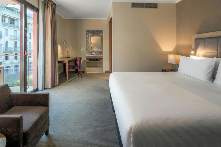 Bedroom 4, Hotel Evian-les-Bains by Leonardo Hotels, Haute-Savoie