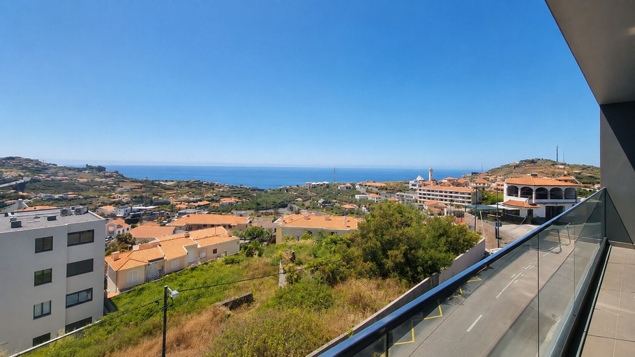Property grounds 4, Vanguard View Apartment, Câmara de Lobos