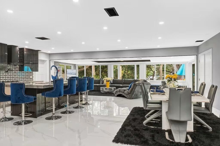 Dining room 3, Jungle by the Sea Luxury 5BR Villa, Broward