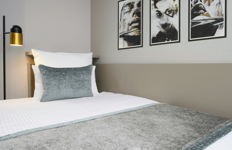 Bedroom 3, Leonardo Hotel Nürnberg City Center, Nürnberg