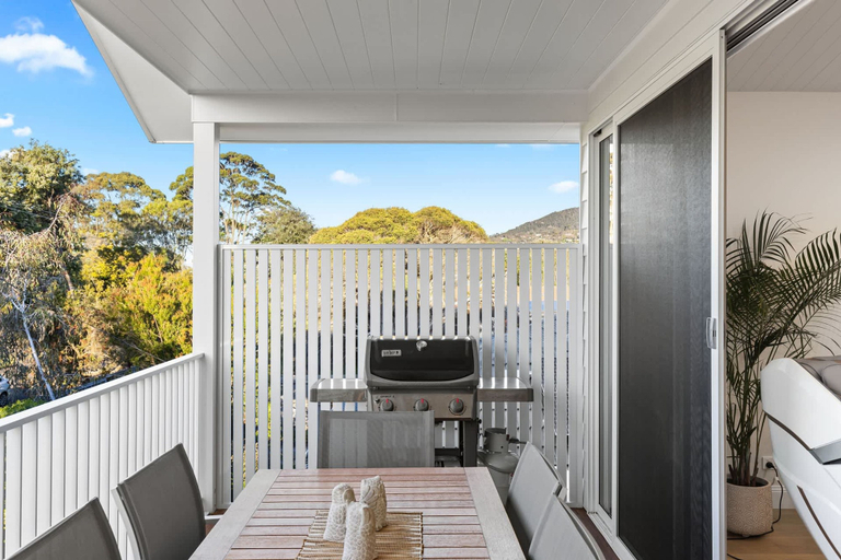 Room 5, Oakwood Retreat in Rosebud, Melbourne