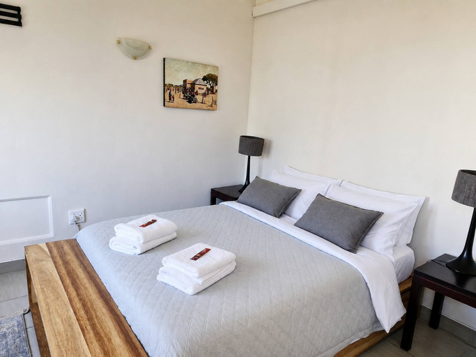 Room 5, Airconditioned 3 Bedroom, Cape Winelands