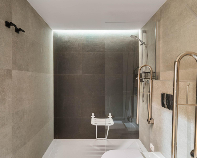 Shower 3, Limehome Linz Urfahr, Linz