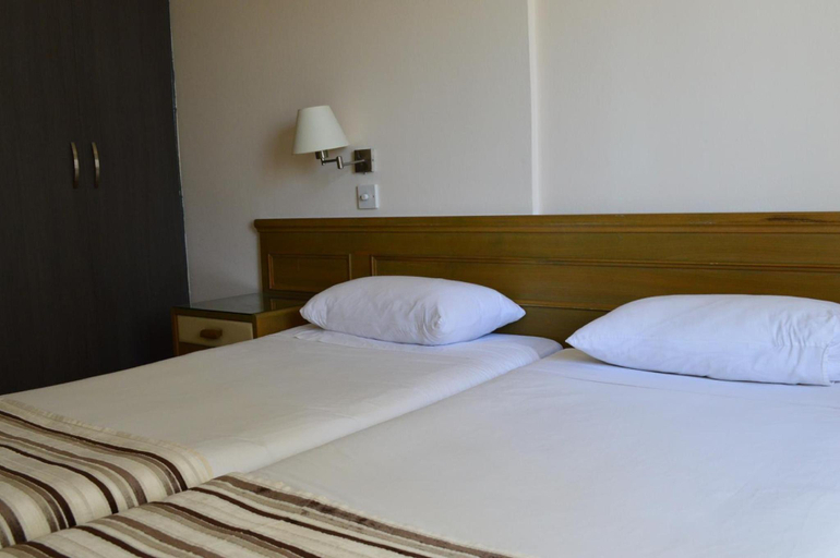 Bedroom 3, Lordos Hotel Apartments