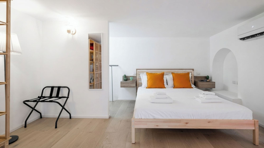 Room 2, Italianway Easy - Angelo Della Pergola 7 A, Milano