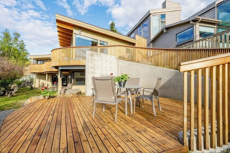 Interior 5, Full Downtown Anchorage Triplex for Large Groups, Anchorage