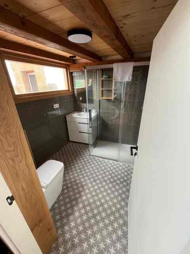 Bathroom, Paorra Baserria, Guipúzcoa