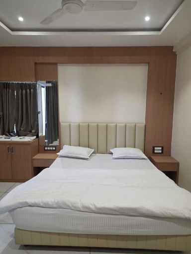 Room 2, Hotel Nandanwan Resto and Bar, Solapur