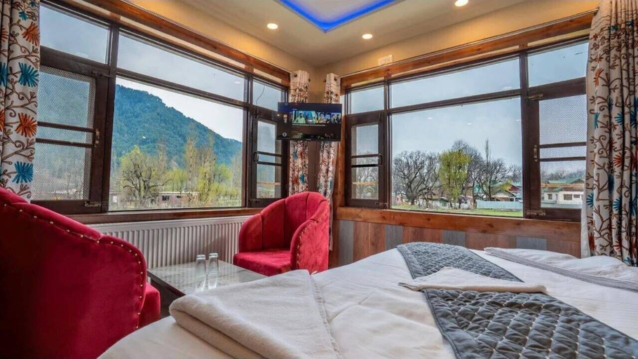 Room 3, Hotel Eden Retreat, Anantnag