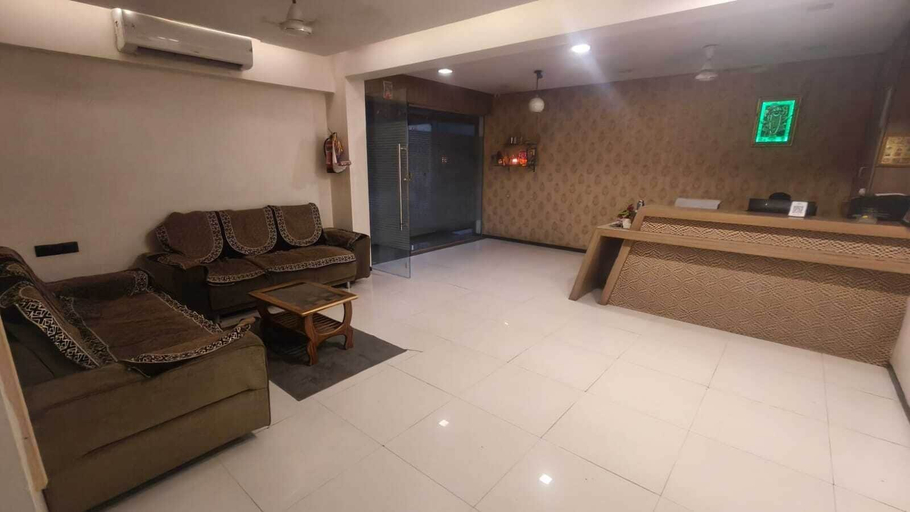 Lobby 4, Hotel Royal Stay, Valsad