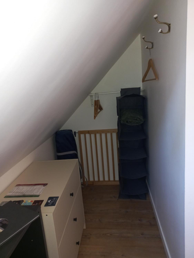 Bedroom 2, Chambre sur le Chemin de la Loire a velo, Maine-et-Loire