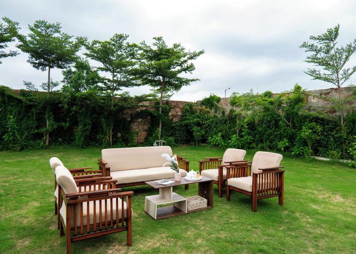 Property grounds 3, ELIVAAS Signature Angelos Farm 8BHK, Jaipur