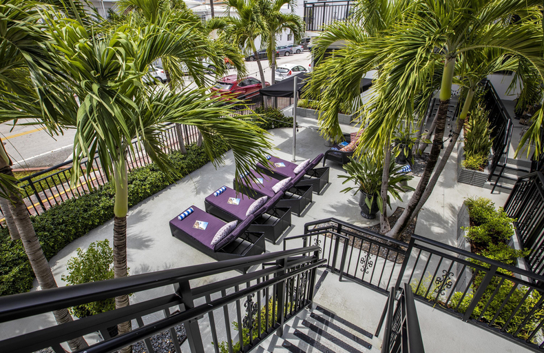 Public Area, Beachside All Suites Hotel, Miami-Dade
