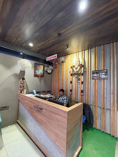 Lobby, Hotel Grand Central Park, Nanded