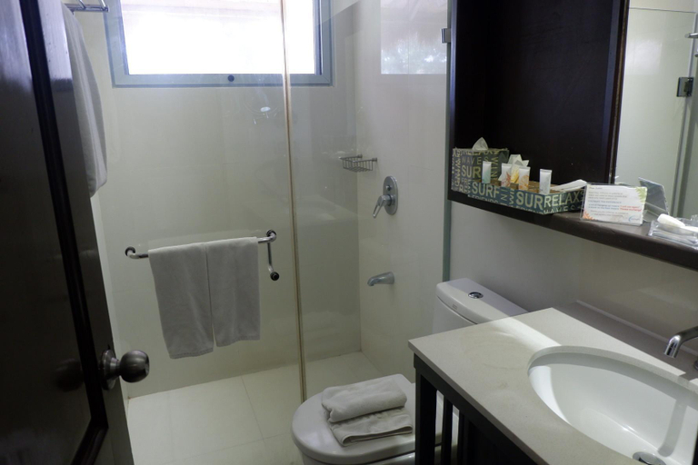 Bathroom 2, Casita Baler, Baler