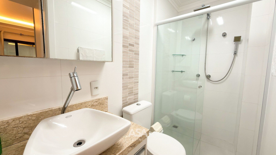 Bathroom 3, ASA Apto Praia dos Amores 2 Suites BC, Itajaí