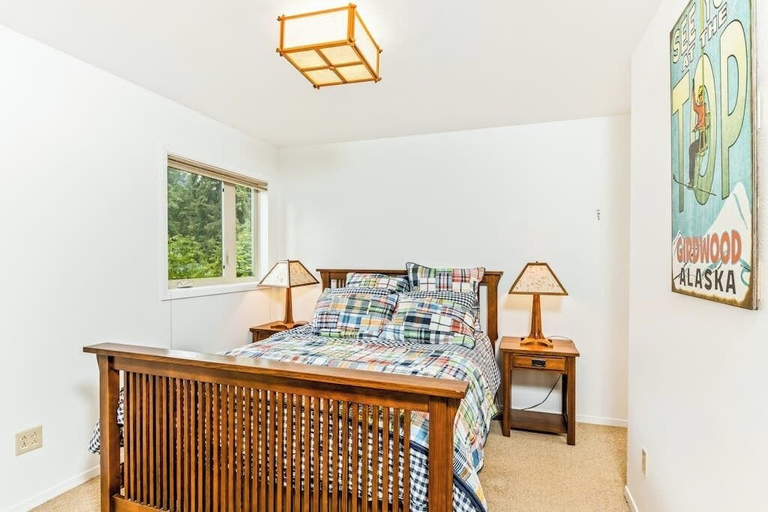 Interior 5, Compact Girdwood Condo Steps From the Lifts, Anchorage