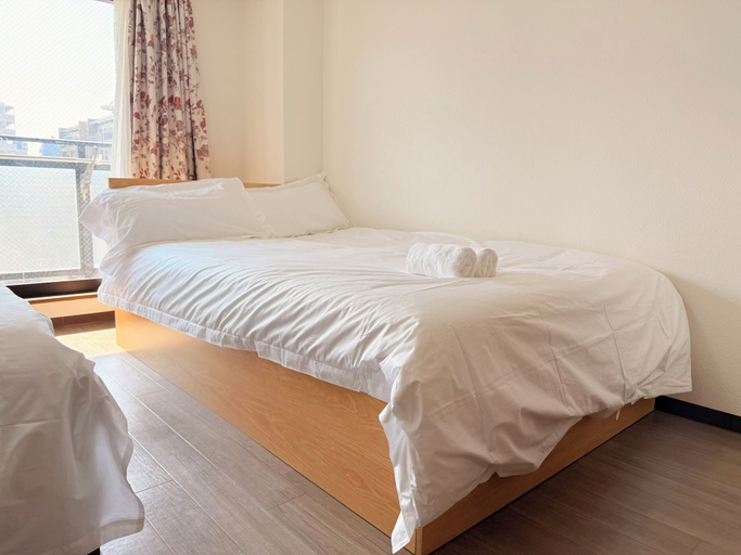Room 5, Raku Osaka Daikokucho Namba Shinsaibashi, Osaka