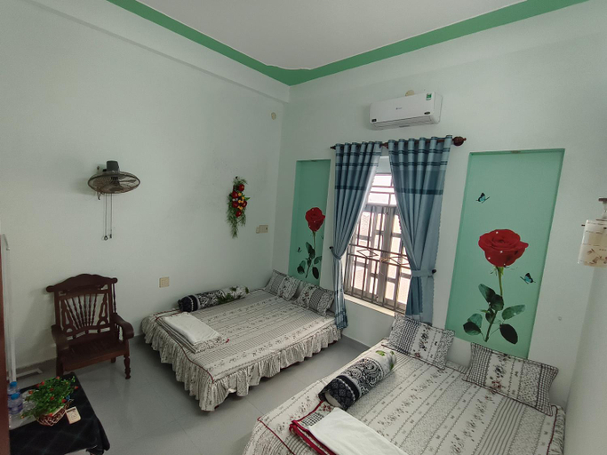 Bedroom 2, Luc Thach - Quan an & Homestay, Tuy An