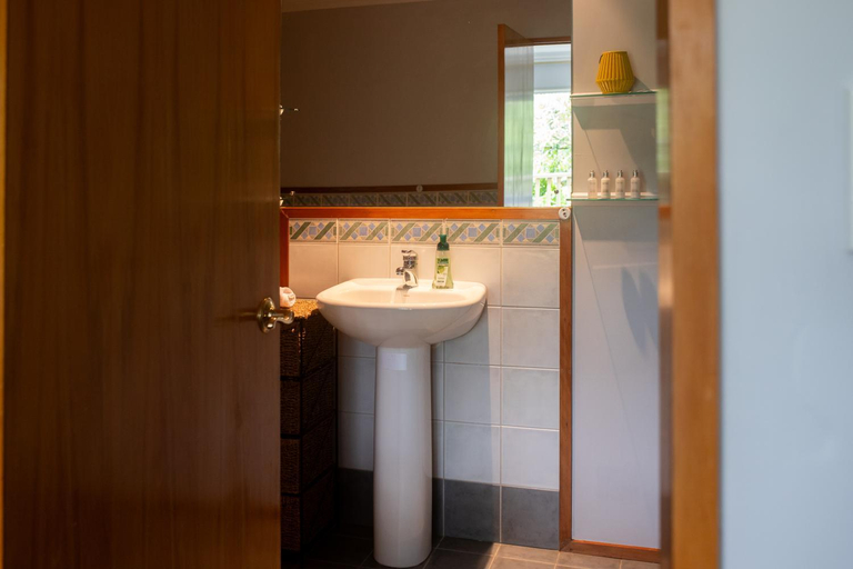 Bathroom 3, Aston Norwood Chalets, Upper Hutt