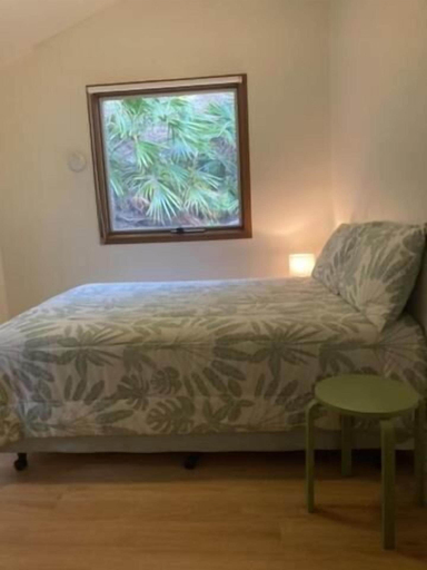 Room 2, Currawong Beach Cottages, Pittwater