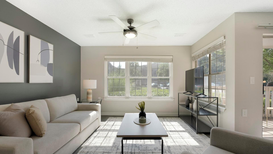 Interior detail, Landing Amazing 1BD in Arlington Park, Sarasota