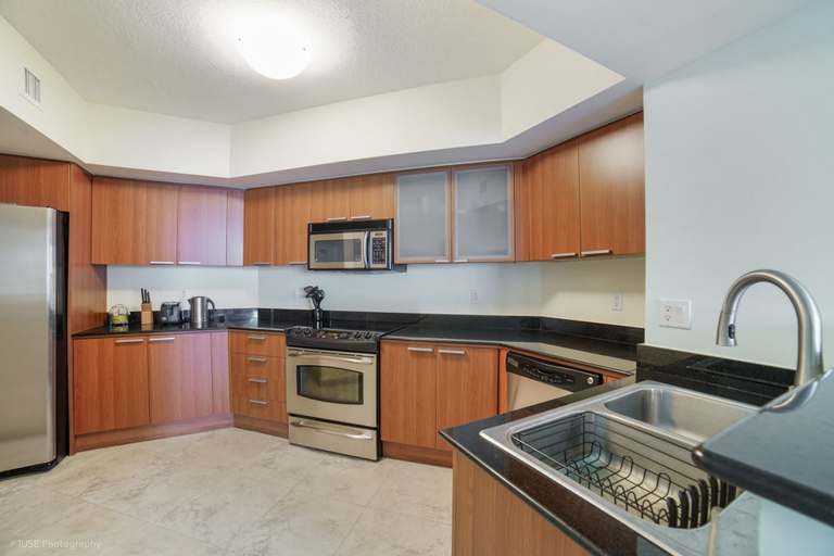 Others 5, Balcony on the Ocean Picture Perfect, Miami-Dade