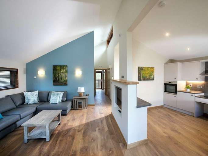 Interior 1, Thorpe Forest - Forest Holidays, Norfolk