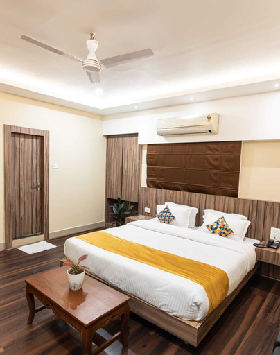 Room 5, Hotel Brahmaputra Madhukalya, Kamrup Metropolitan
